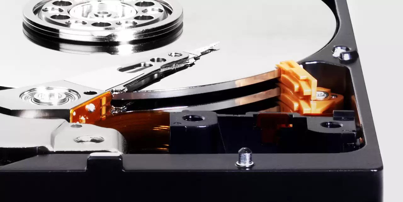 Western Digital Blue WD10EARZ internal hard drive 1 TB 5400 RPM 64 MB 3.5 Serial ATA III