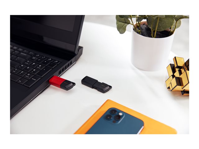 KINGSTON 128GB DataTraveler Exodia M