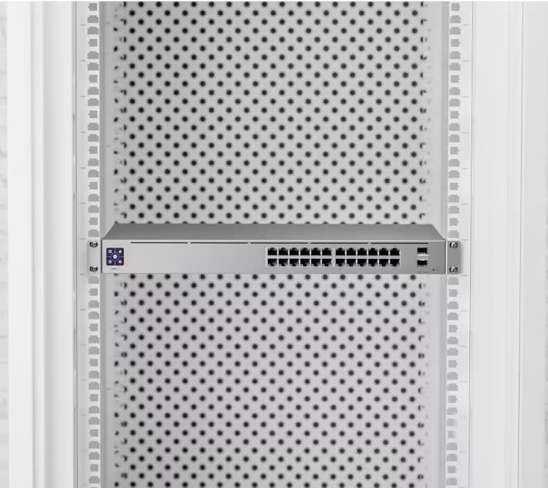 Switch UBIQUITI USW-Pro-24-PoE Type L3 Desktop/pedestal Rack 24x10Base-T 100Base-TX 1000Base-T 2xSFP+ PoE ports 24 PoE+ ports 16 400 Watts USW-PRO-24-POE