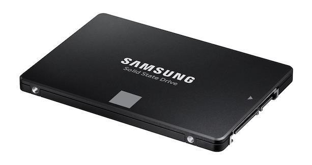 SSD SAMSUNG 870 EVO 1TB SATA SATA 3.0 MLC Write speed 530 MBytes/sec Read speed 560 MBytes/sec 2,5 TBW 600 TB MTBF 1500000 hours MZ-77E1T0B/EU