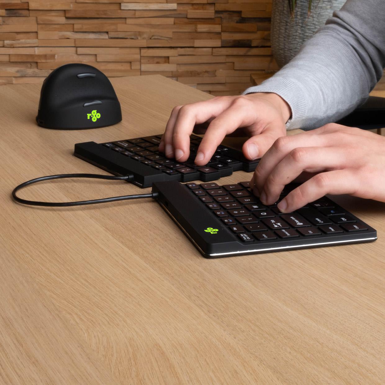 KEYBOARD WRL COMPACT BREAK/BLACK RGOSBUSWLBL R-GO TOOLS