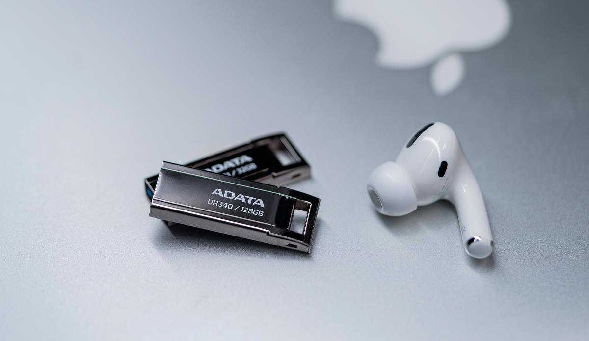 MEMORY DRIVE FLASH USB3.2 64GB/BLACK AROY-UR340-64GBK ADATA