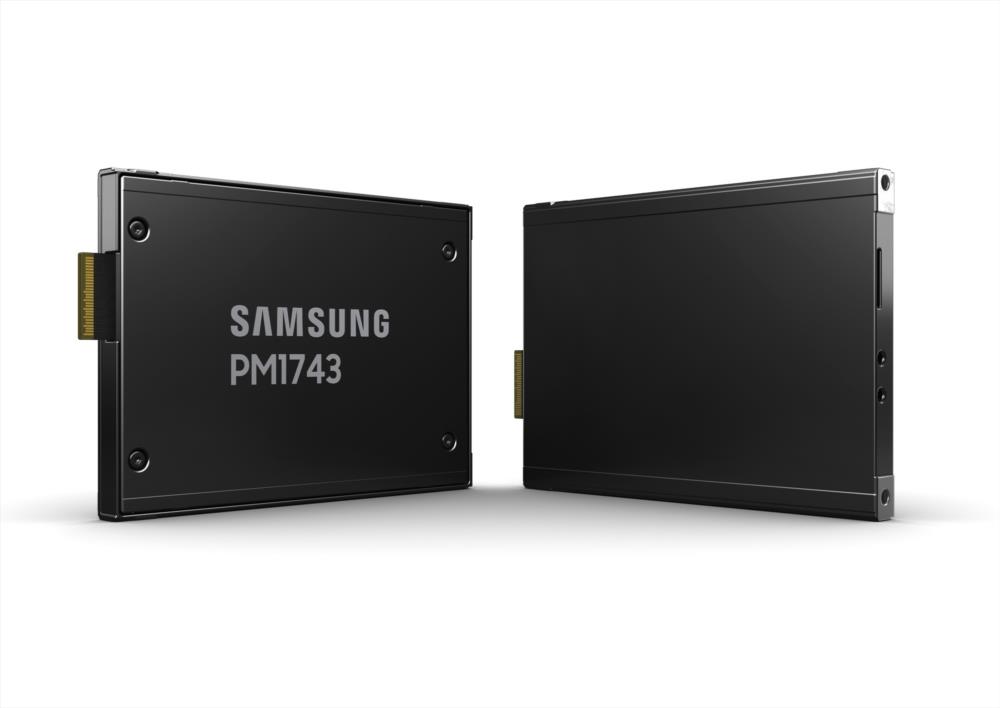 SSD SAMSUNG PM1743 3840 GB PCI Express 5.0 NVMe Yes 2.5 MZWLO3T8HCLS-00A07