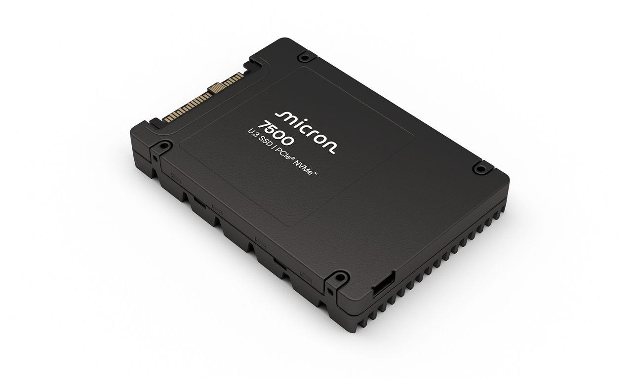 SSD MICRON SSD series 7500 MAX 1.6TB NVMe NAND flash technology 3D NAND Write speed 2700 MBytes/sec Read speed 6800 MBytes/sec Form Factor U.3 TBW 4380 TB MTBF 2000000 hours MTFDKCC1T6TGQ-1BK1DABYYR