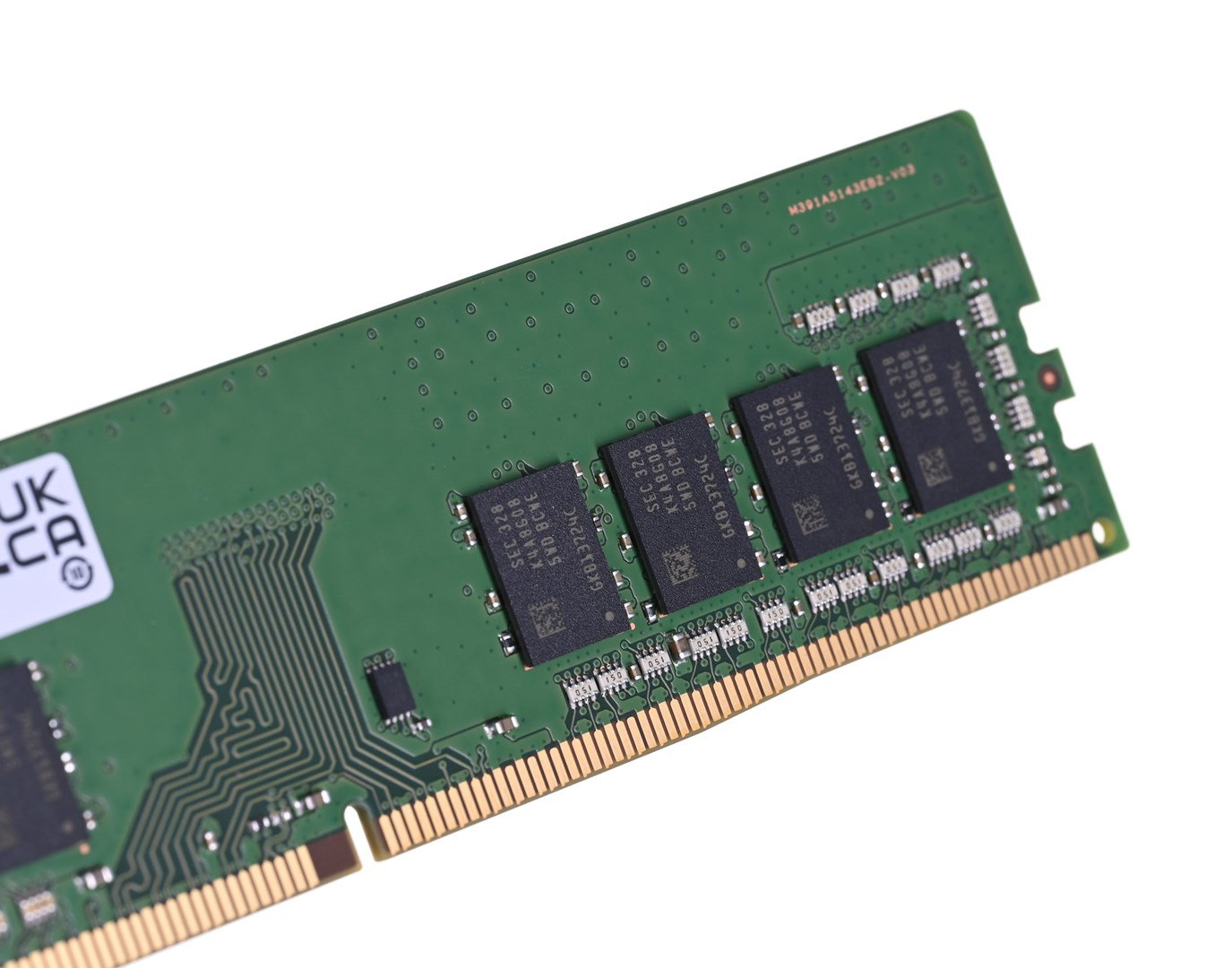 Samsung M391A1K43DB2-CWE memory module 8 GB 1 x 8 GB DDR4 3200 MHz ECC