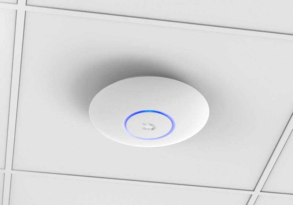 Access Point UBIQUITI 1300 Mbps IEEE 802.11a IEEE 802.11b IEEE 802.11g IEEE 802.11n IEEE 802.11ac 1xUSB 2.0 2xRJ45 Number of antennas 3 UAP-AC-PRO