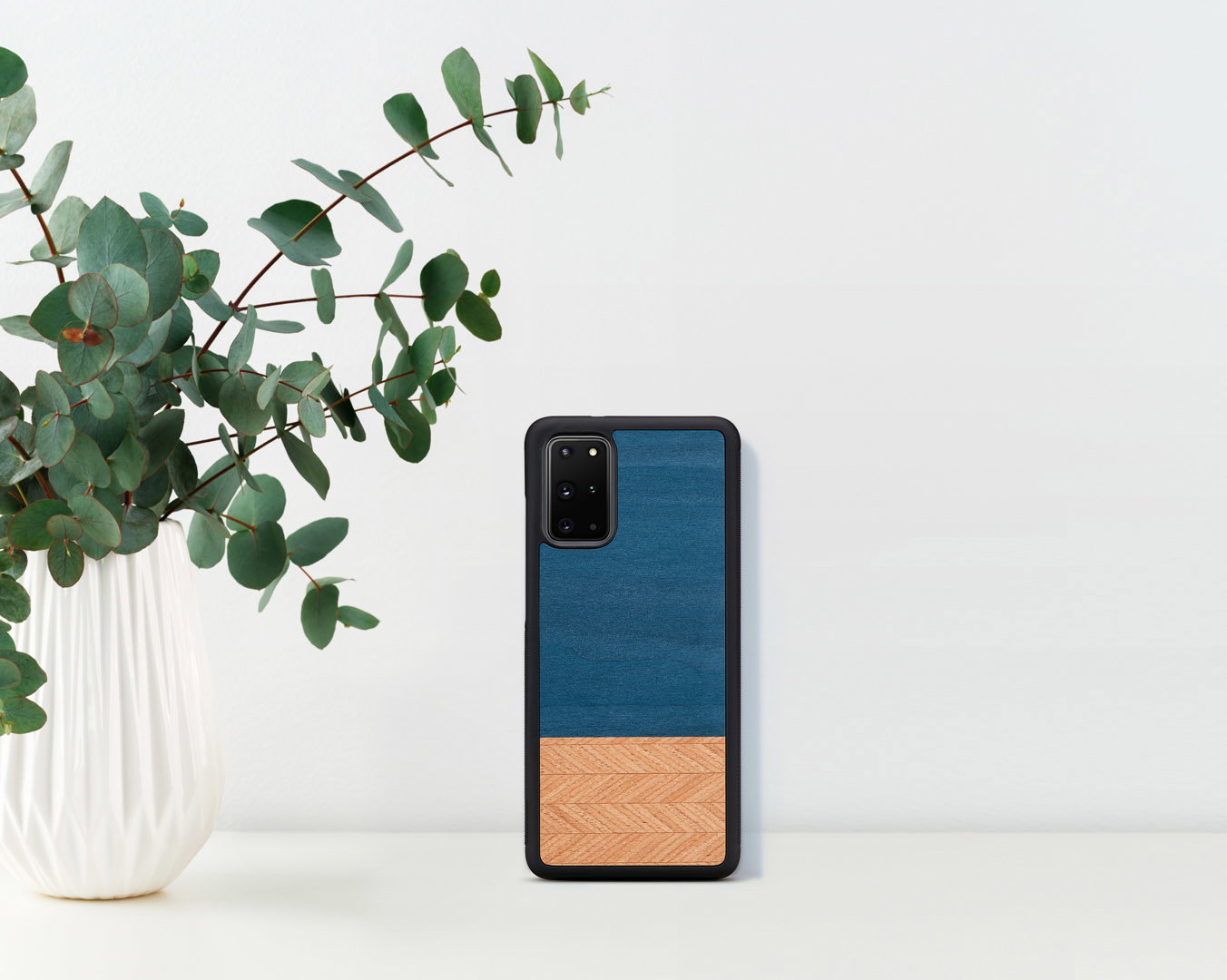 MAN&WOOD case for Galaxy S20+ denim black