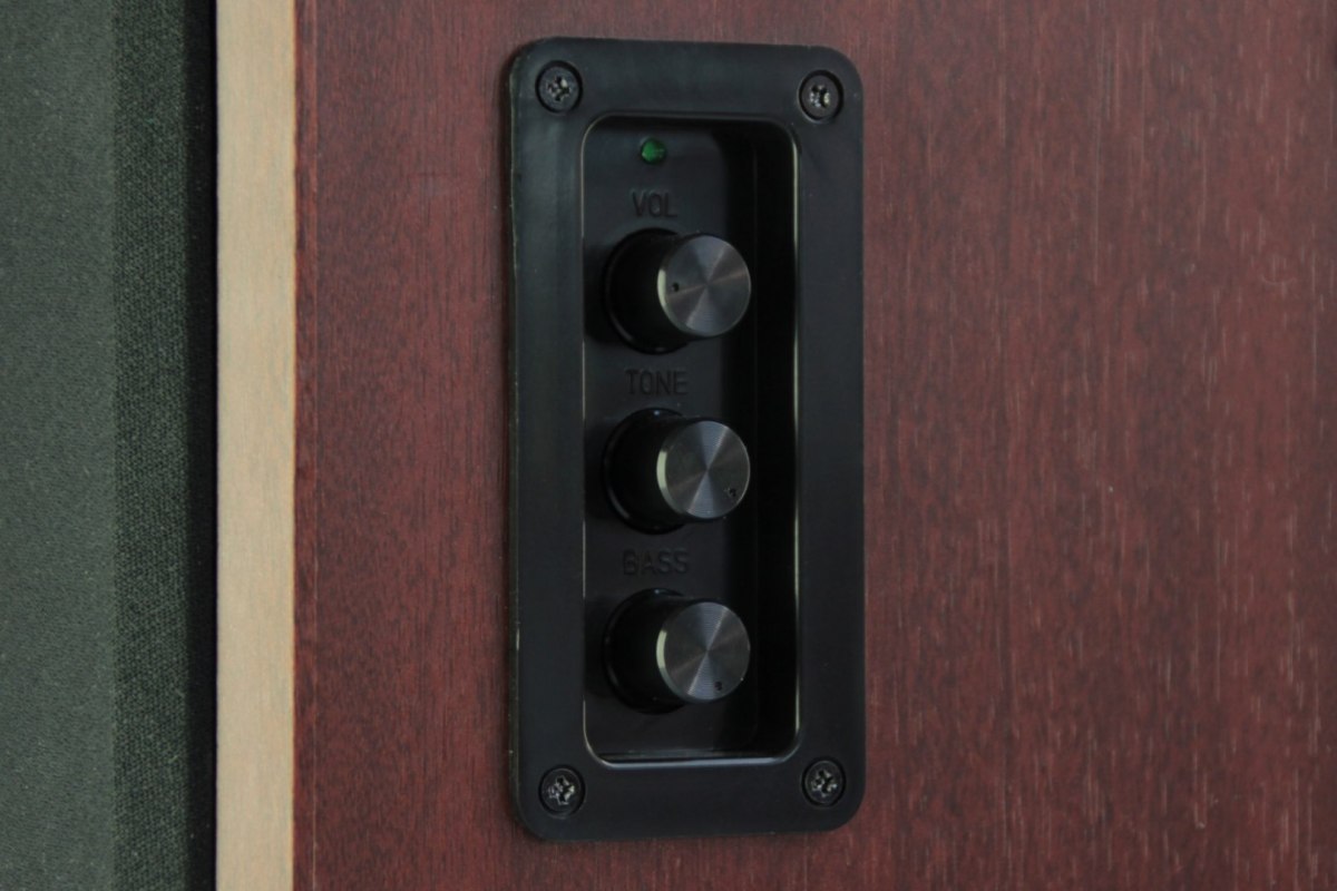 Media-Tech MT3143K Audience HQ Black