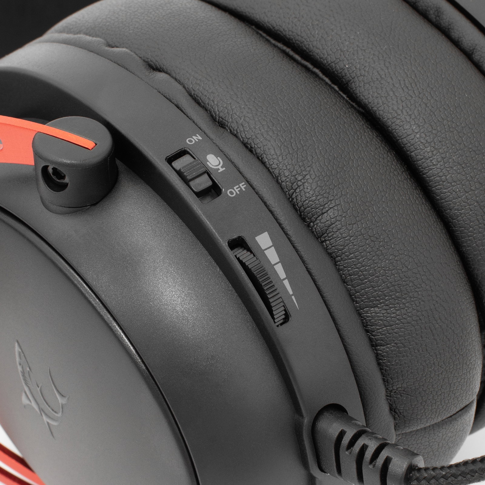 White Shark GORILLA BLACK/RED GH-2341 Black/Red