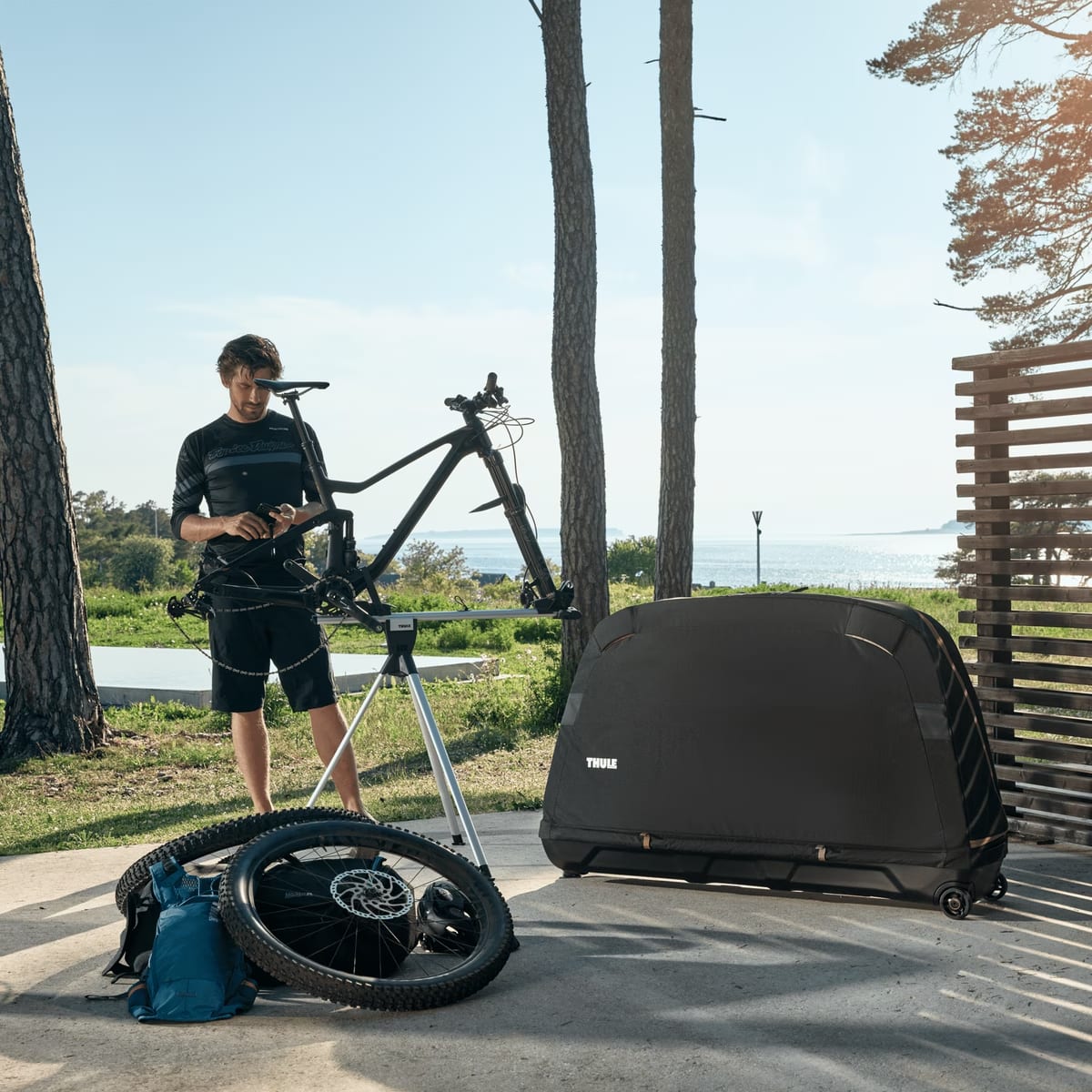 Thule 100511 RoundTrip Xtra Long Frame Strap