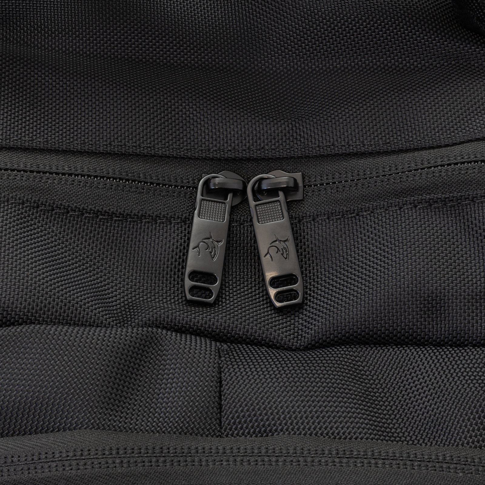 White Shark GBP-012 Voyager Black