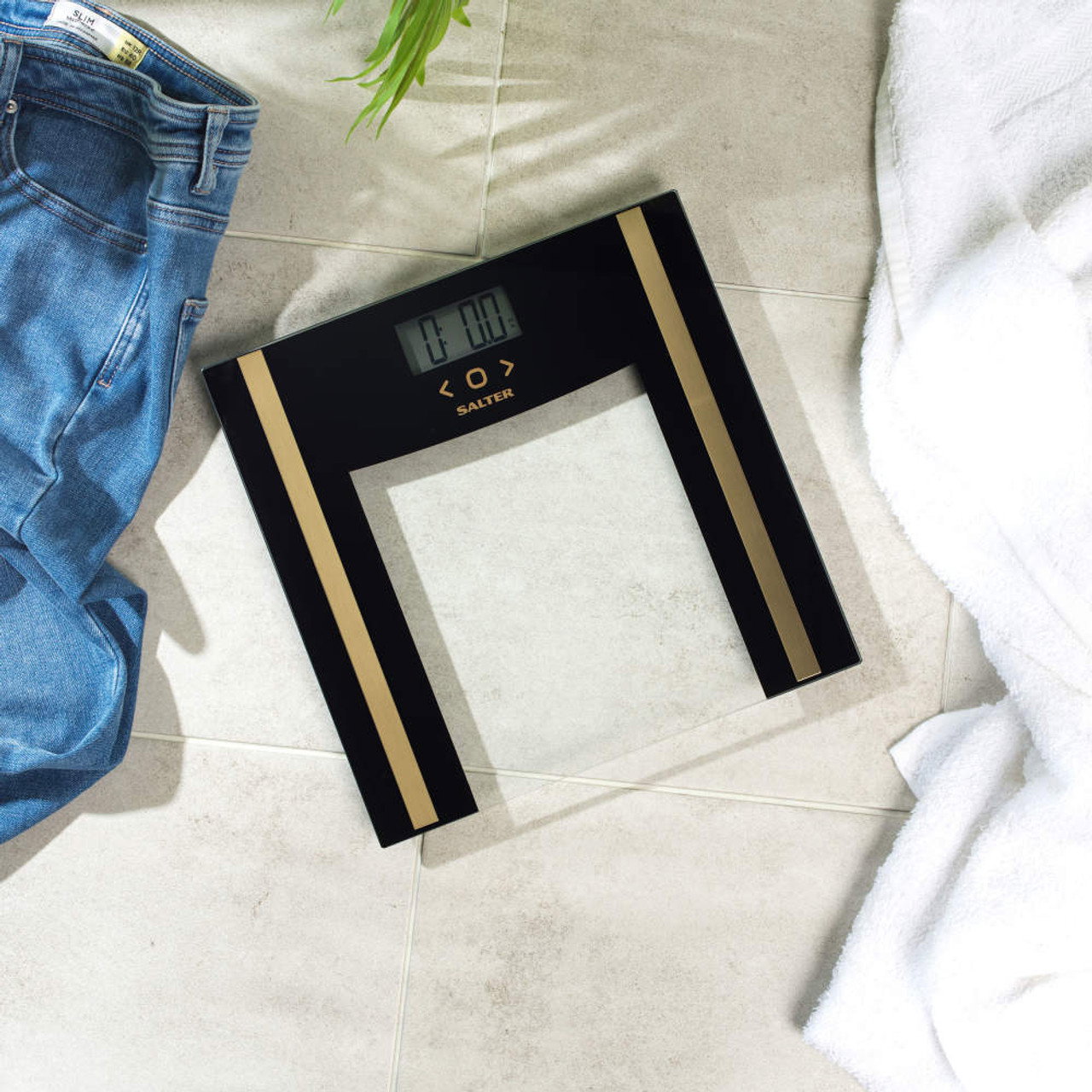 Salter SA00550BGCFAS Glass Analyser Bathroom Scale Black/Gold