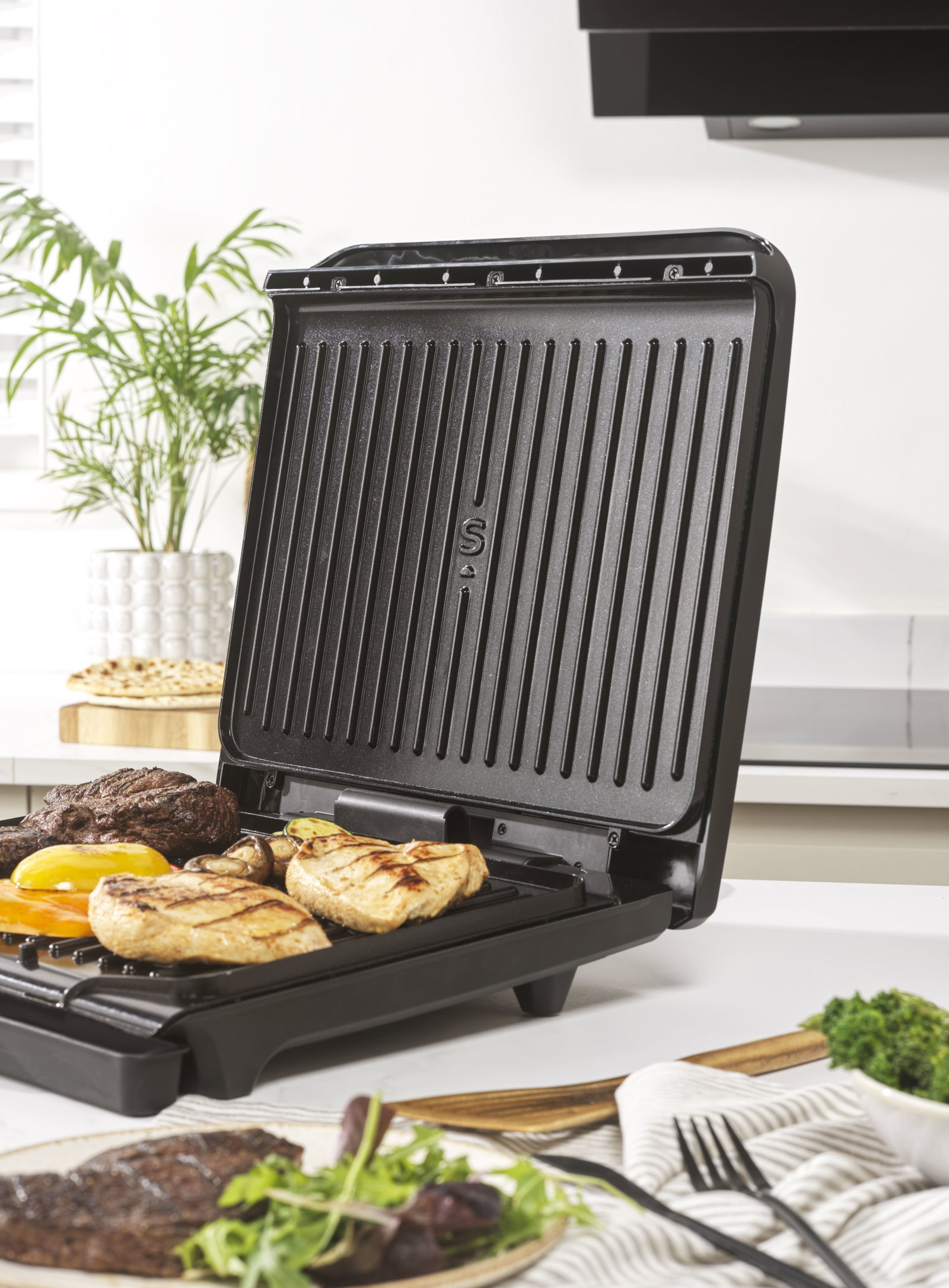 Salter EK6237VDE ActiGrill Family