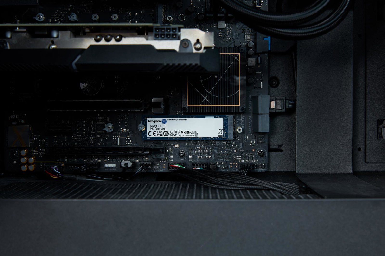 SSD KINGSTON NV3 2TB M.2 PCIE NVMe 3D NAND Write speed 5000 MBytes/sec Read speed 6000 MBytes/sec TBW 640 TB MTBF 200000 hours SNV3S/2000G