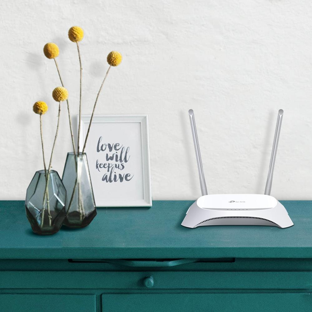 Wireless Router TP-LINK TL-MR3420 Wi-Fi 4 (802.11n) Data speed 300 Mbit/s Ethernet WAN Yes WAN connection type RJ-45 Ethernet LAN Yes 4xLAN ports USB port Yes TL-MR3420