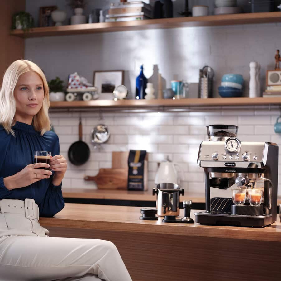 DeLonghi Dedica Arte EC9155.MB Semi-auto Espresso machine 2.5 L