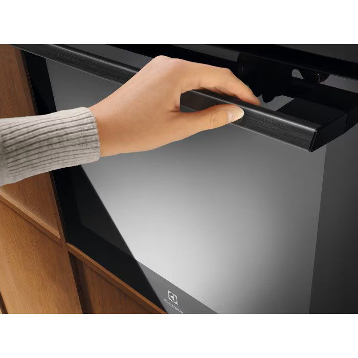 Electrolux LOB9S3SZ 72 L built-in oven, silver and black