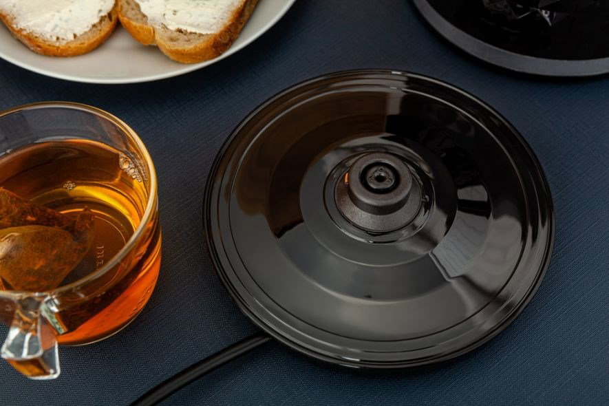 ELDOM C270C OSS electric kettle 1.7 L 2150 W Black