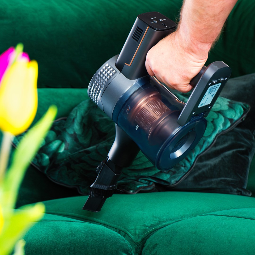 ELDOM OB200 Foldon handheld vacuum Gold, Black, White Bagless