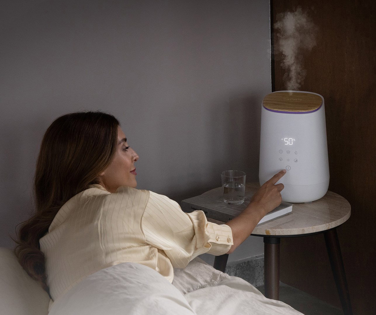 Medisana AH 680 humidifier Ultrasonic 2.6 L White, Wood 24 W
