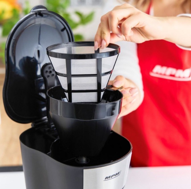 MPM MKW-12 Drip coffee maker Black