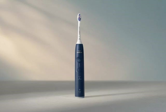 Philips Sonicare 6100 series Series 6100 HX7403/05 Rechargeable toothbrush