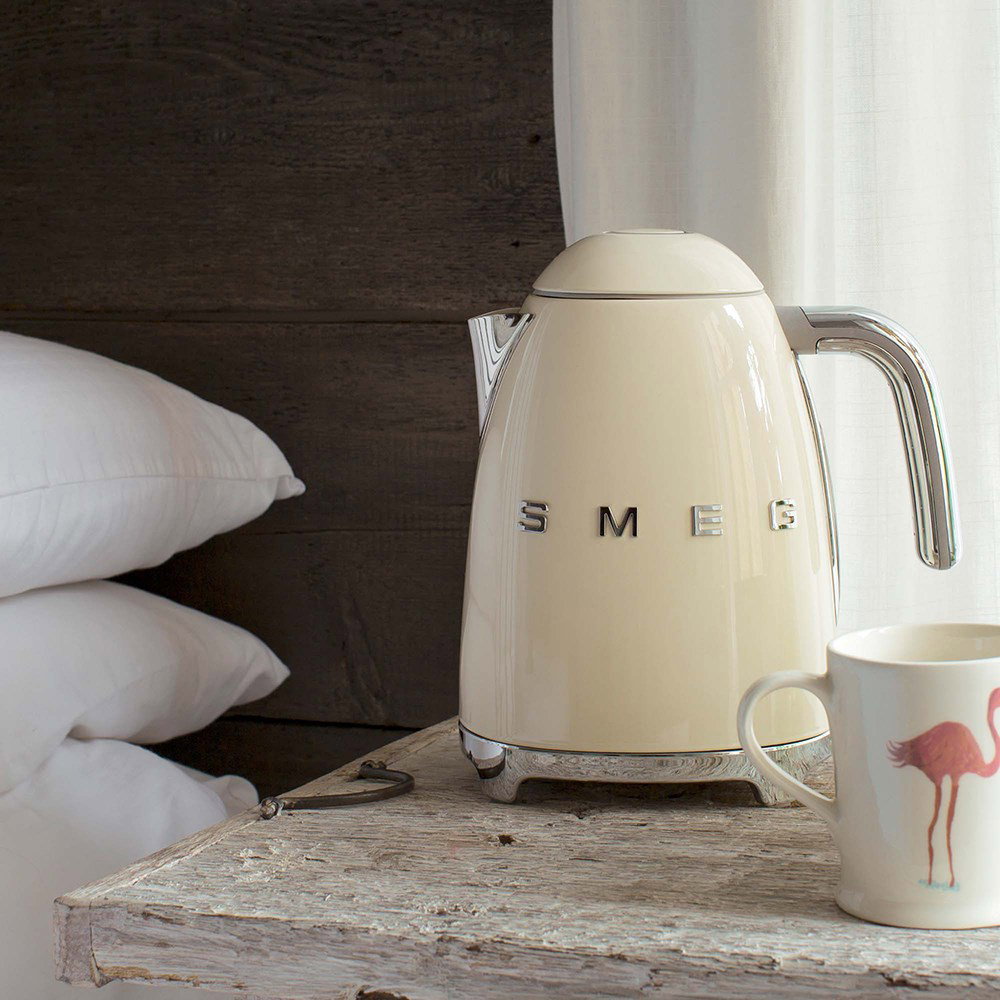 Smeg 50 s Style Kettles KLF03CREU Cream