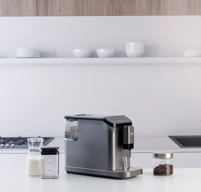 Taurus Accento Latte espresso machine; 20 bar White Coffee