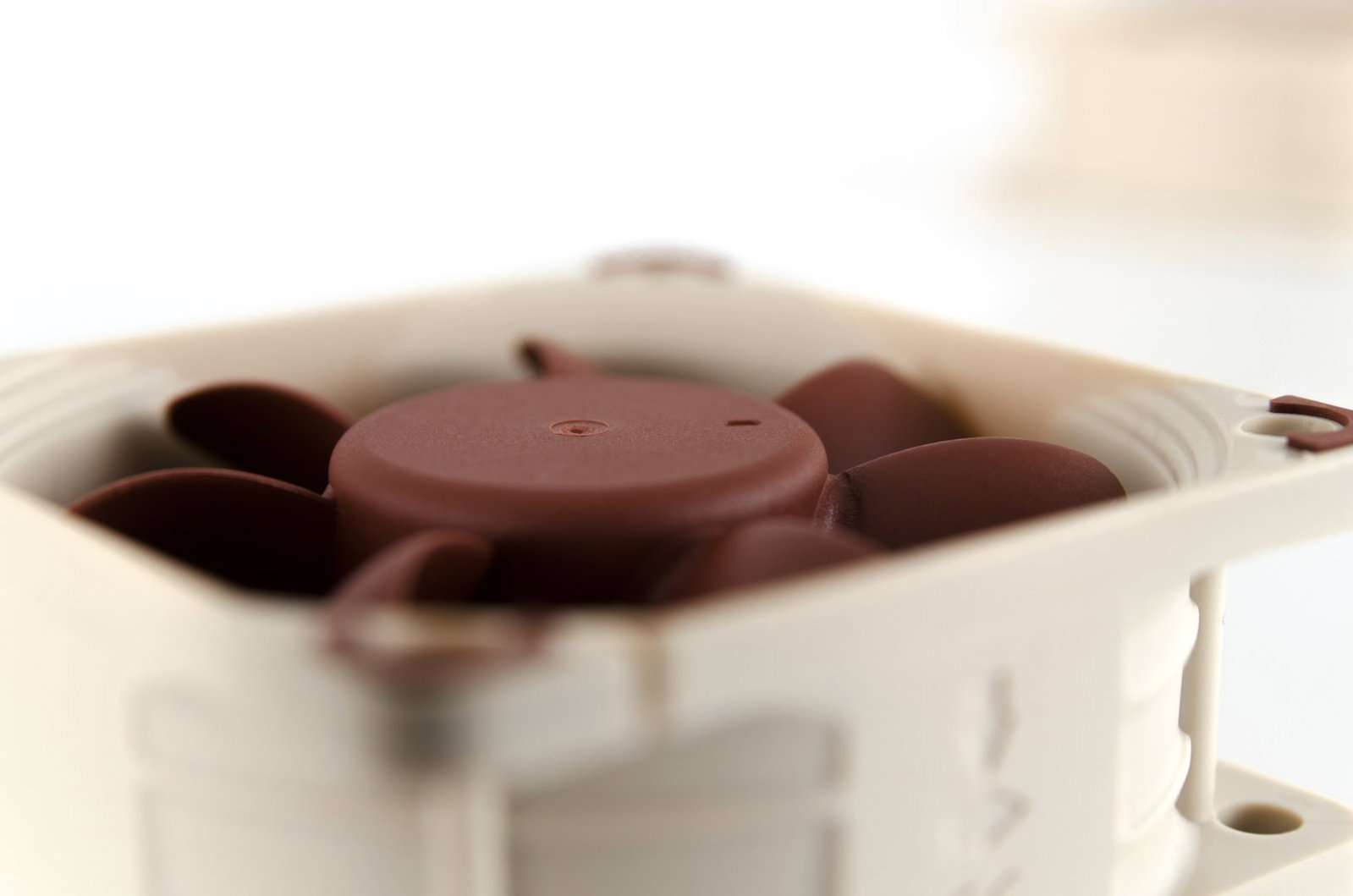 Noctua NF-A6x25 5V PWM Computer case Fan 6 cm Beige