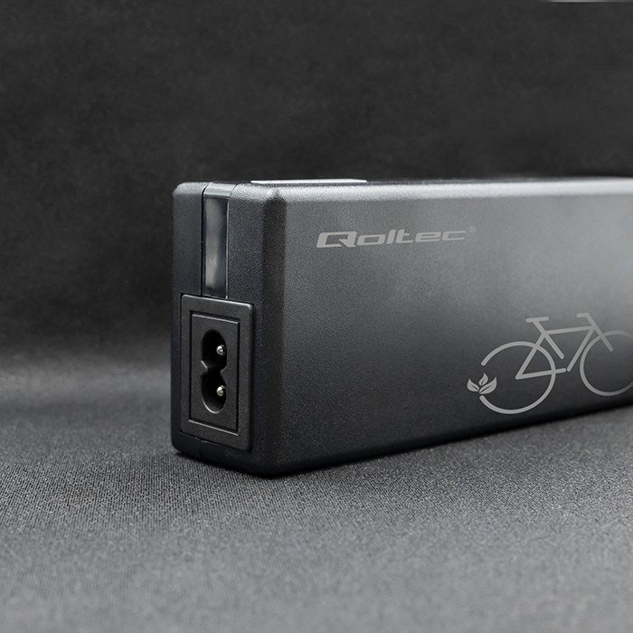 Qoltec 50761 Charger for e-bike batteries 36V 42V 2A 5.5*2.5