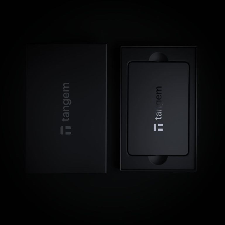Tangem Wallet cryptocurrency wallet - 3 cards