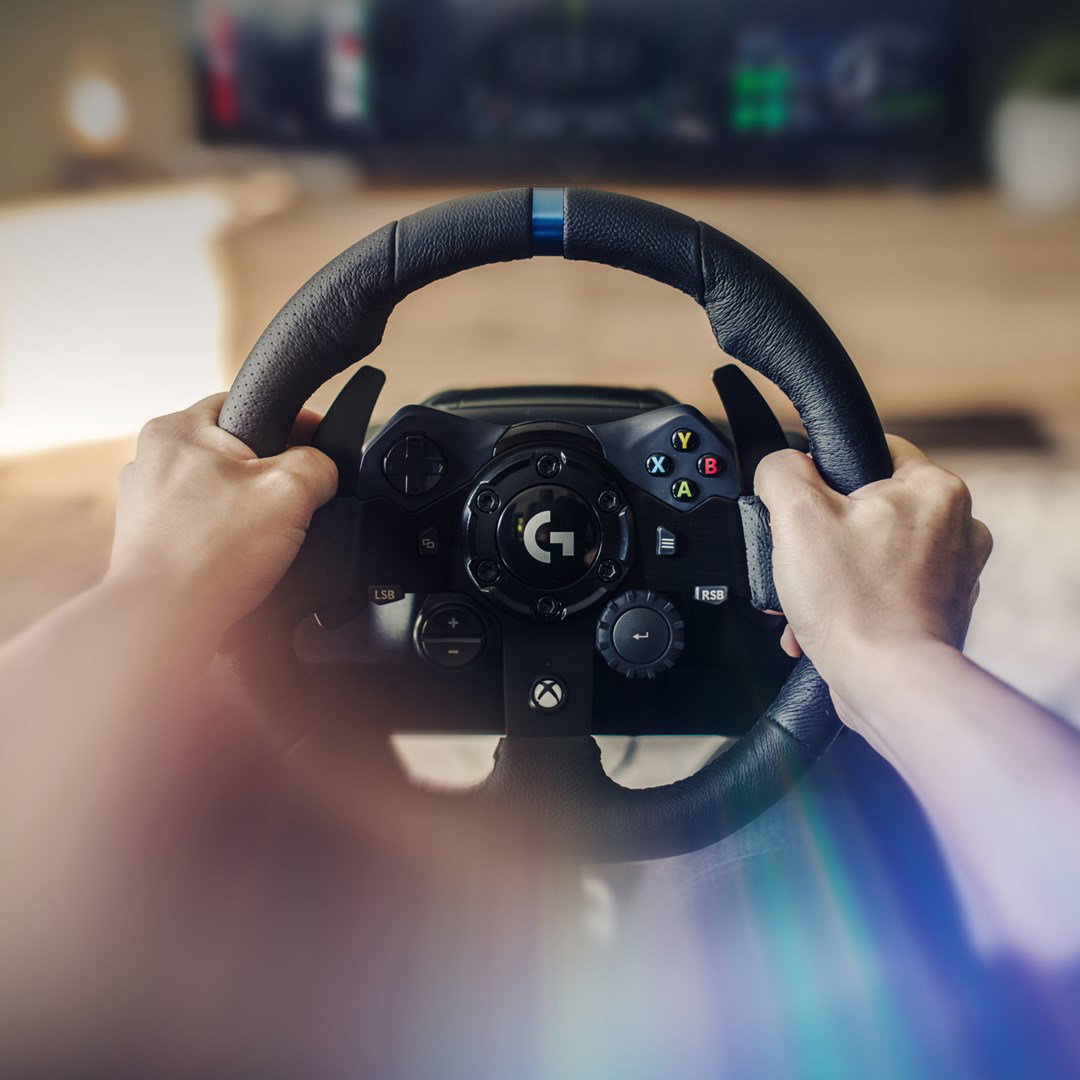 Logitech G G923 Racing Wheel and Pedals for Xbox X S, Xbox One and PC