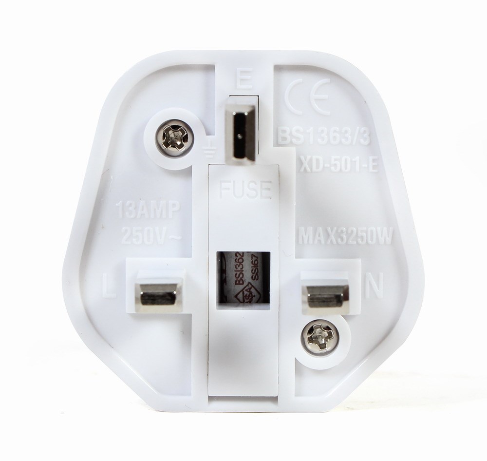 Gembird A-AC-EUFUKM-01 AC power adapter, EU Schuko socket to UK plug, 13 A