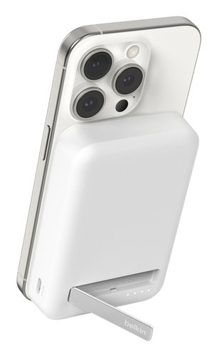 BOOSTCHARGE PRO MAGNETISCHE POW - BANK WIRELESS CHARGER WITH CABLE