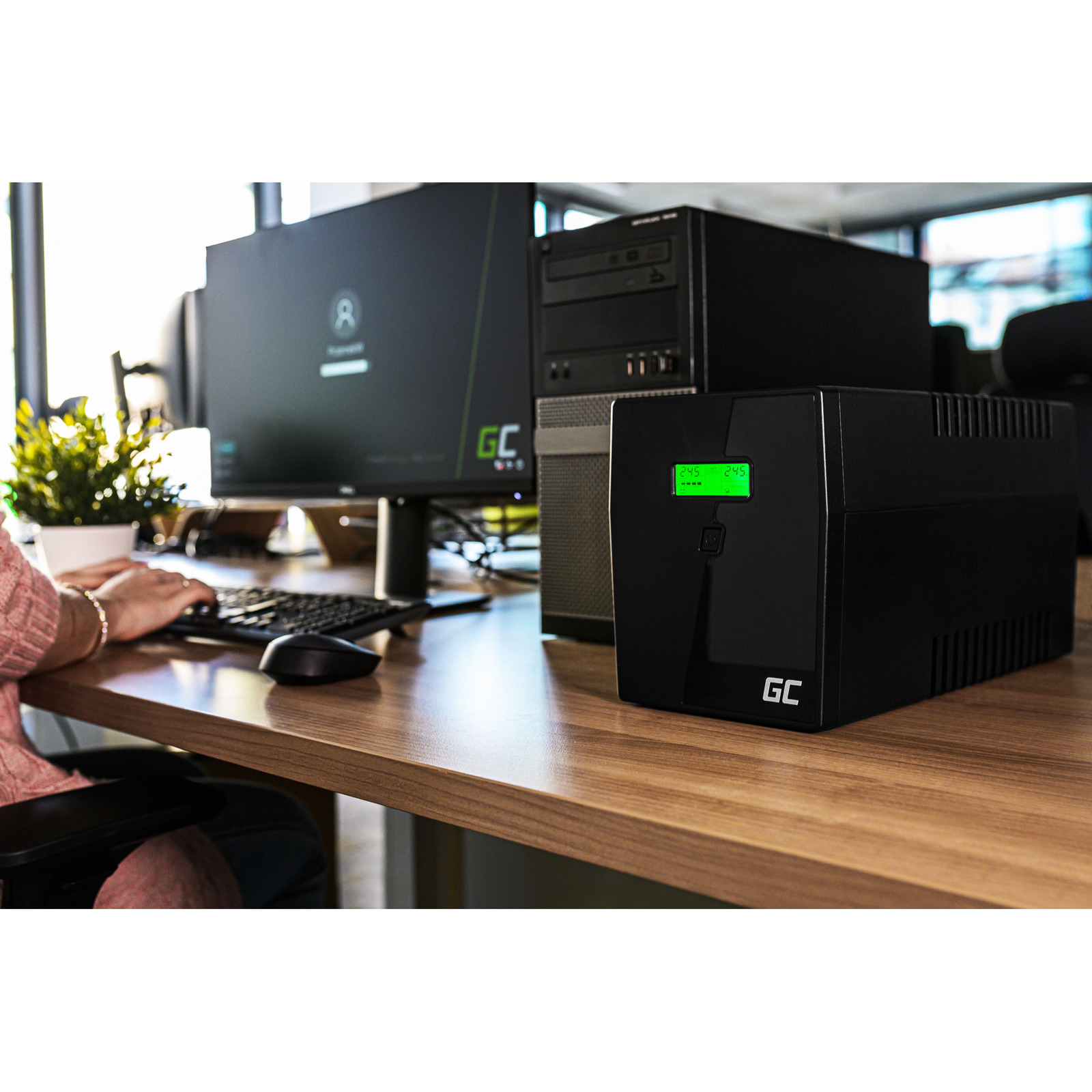 Greencell UPS Micropower 600VA LCD 360W 7Ah 220/240V