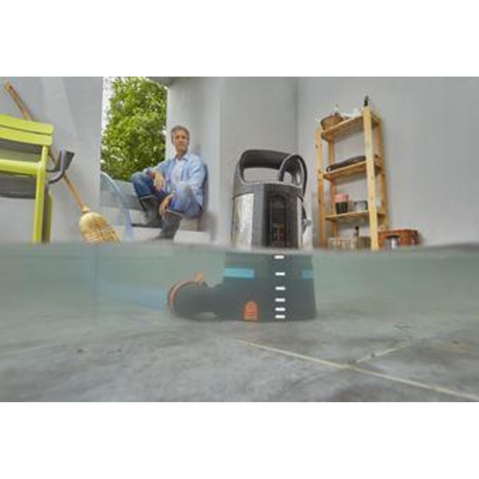GARDENA Clear Water Submersible Pump 11000 Aquasensor