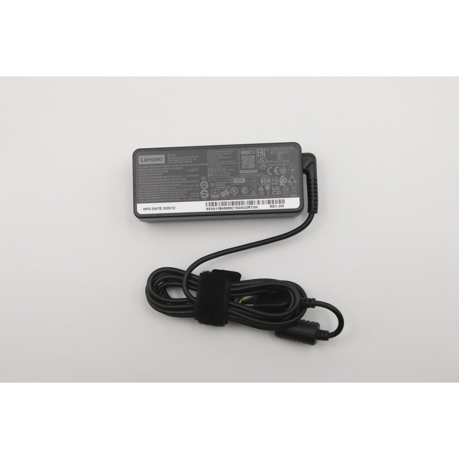 Lenovo Power Adapter Rectangular 65 W 3P Black
