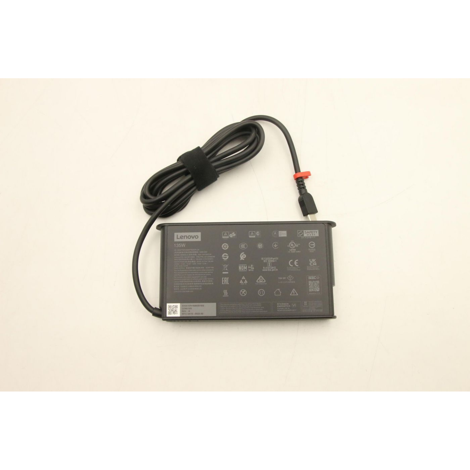 Lenovo AC Adapter PD -135W -20/15/9/5V -3P -WW -DEL