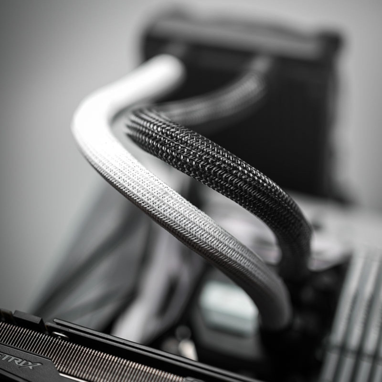 CableMod AIO Sleeving Kit Series 2 for EVGA CLC Kraken Red