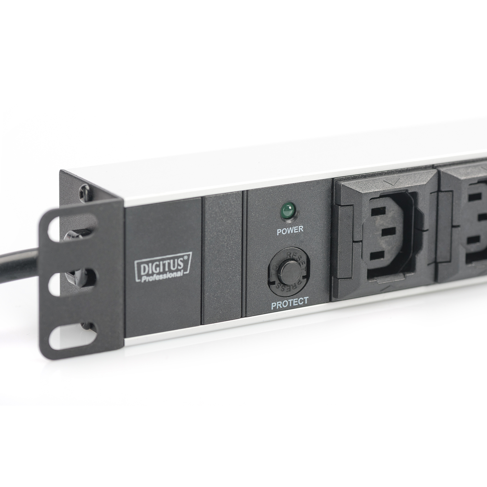 Digitus Multiple Socket Outlet 10-way Oil Predection Aluminium 2m Supply Cable IEC