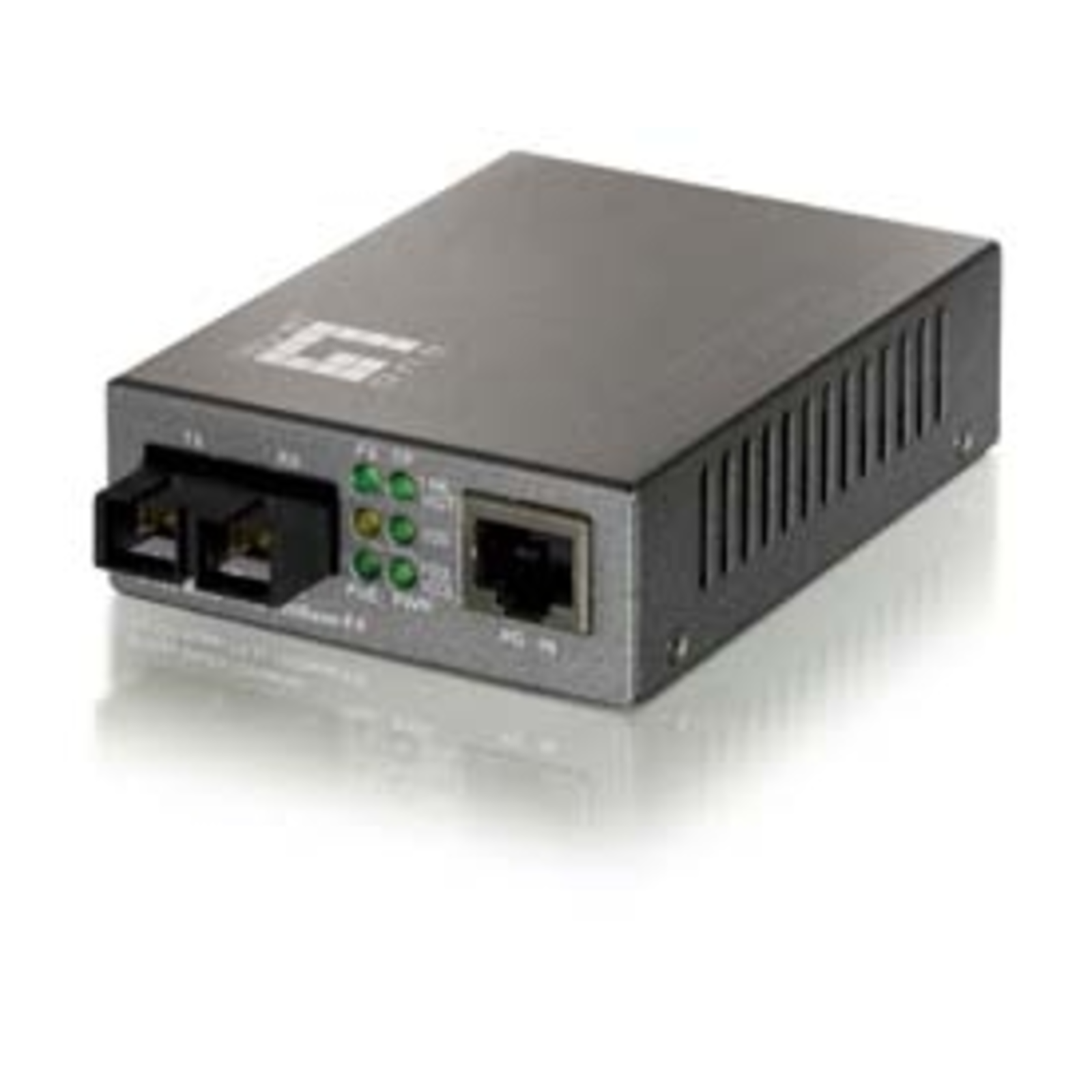 LevelOne 10-100BASE-TX to 100BASE-FX Multi-Mode SC Fibre Converter with PoE 100 Mbits 10Base-T