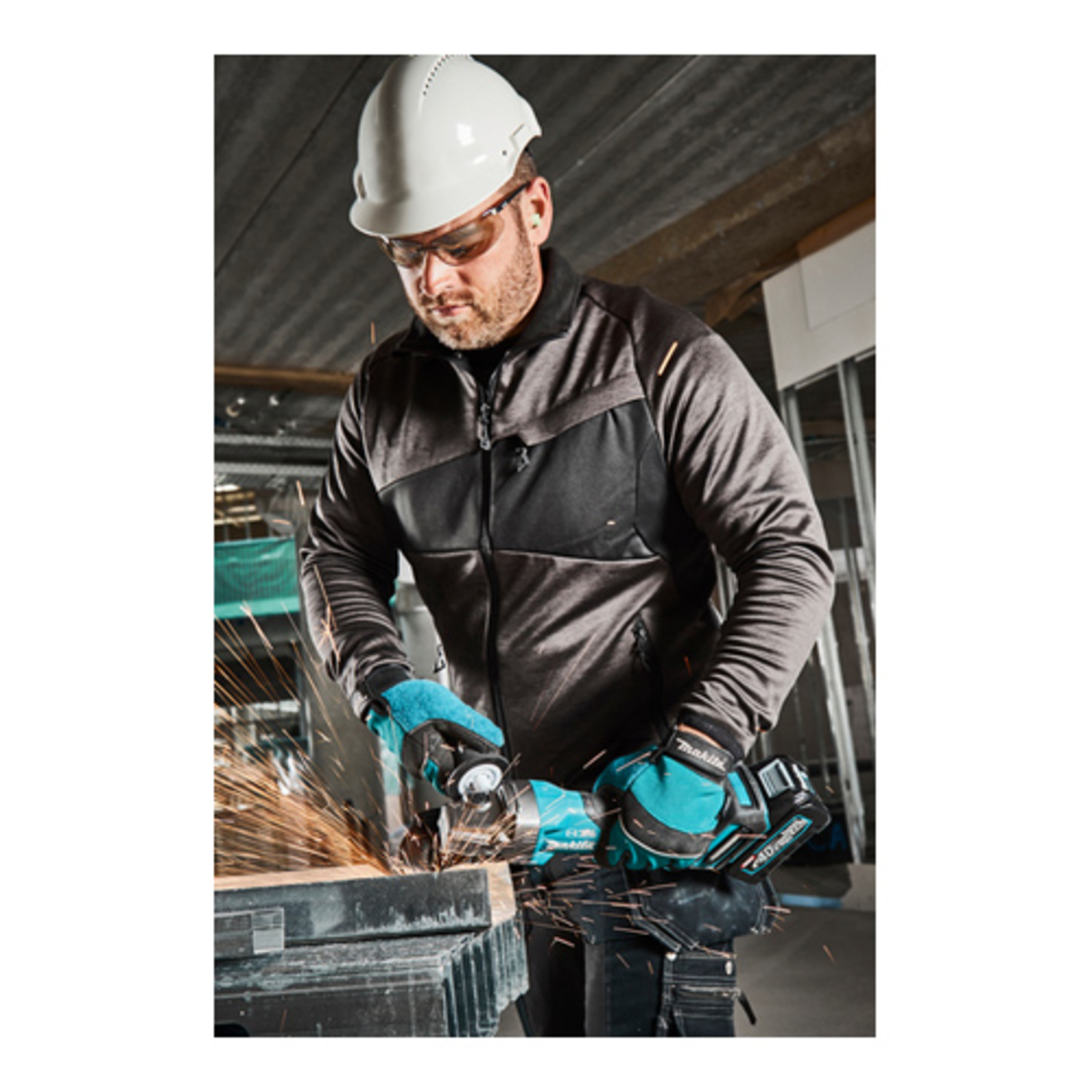 Makita GA013GZ Angle Grinder Cordless
