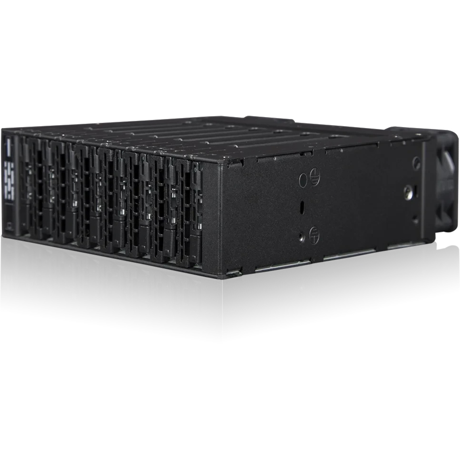 Icy Dock ToughArmor 8 Bay M.2 NVMe SSD PCIe 4.0 Mobile Rack Enclosure for External 5.25inch