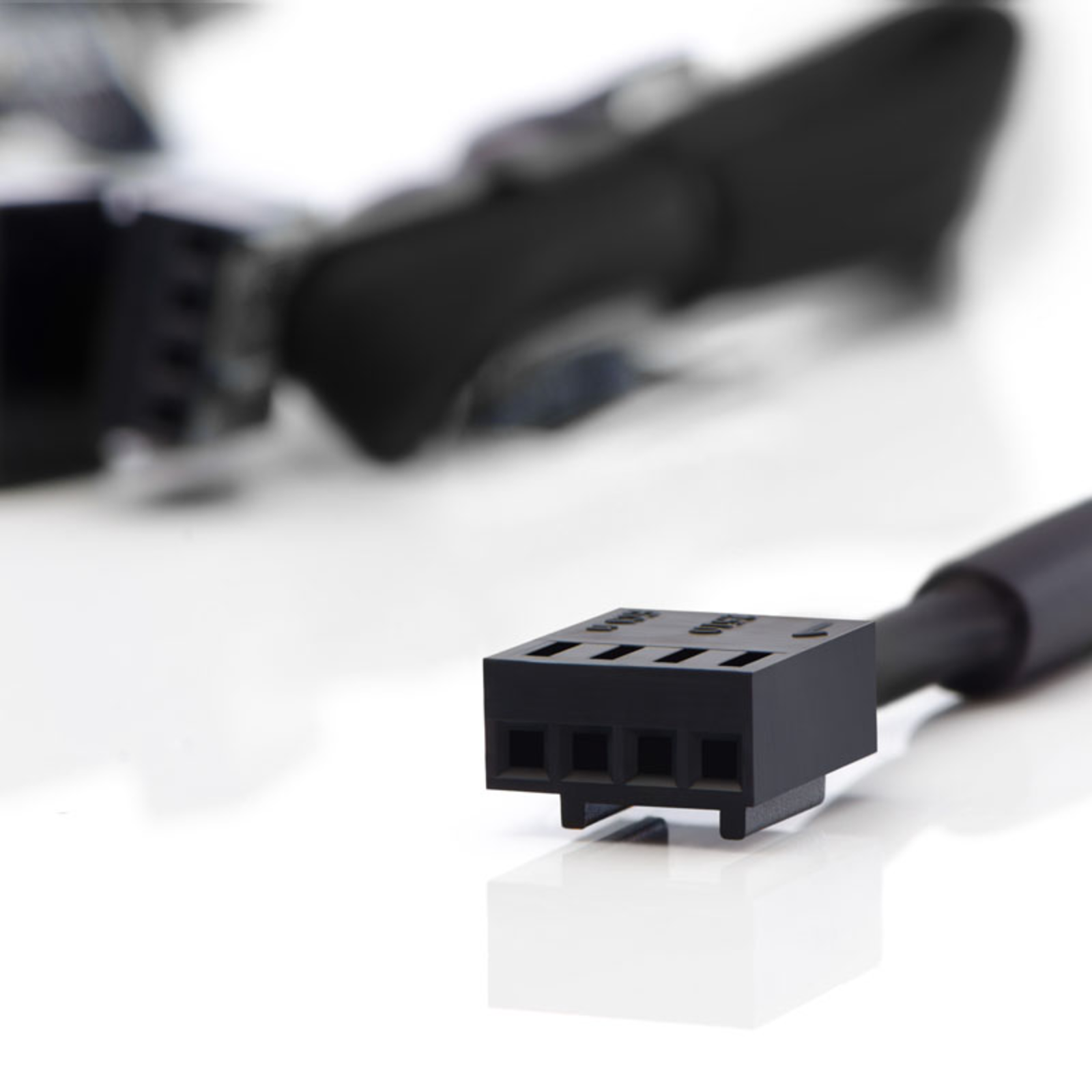 Noctua NA-SEC1 Chromax.black Fan Extension Cable Set Black 30cm