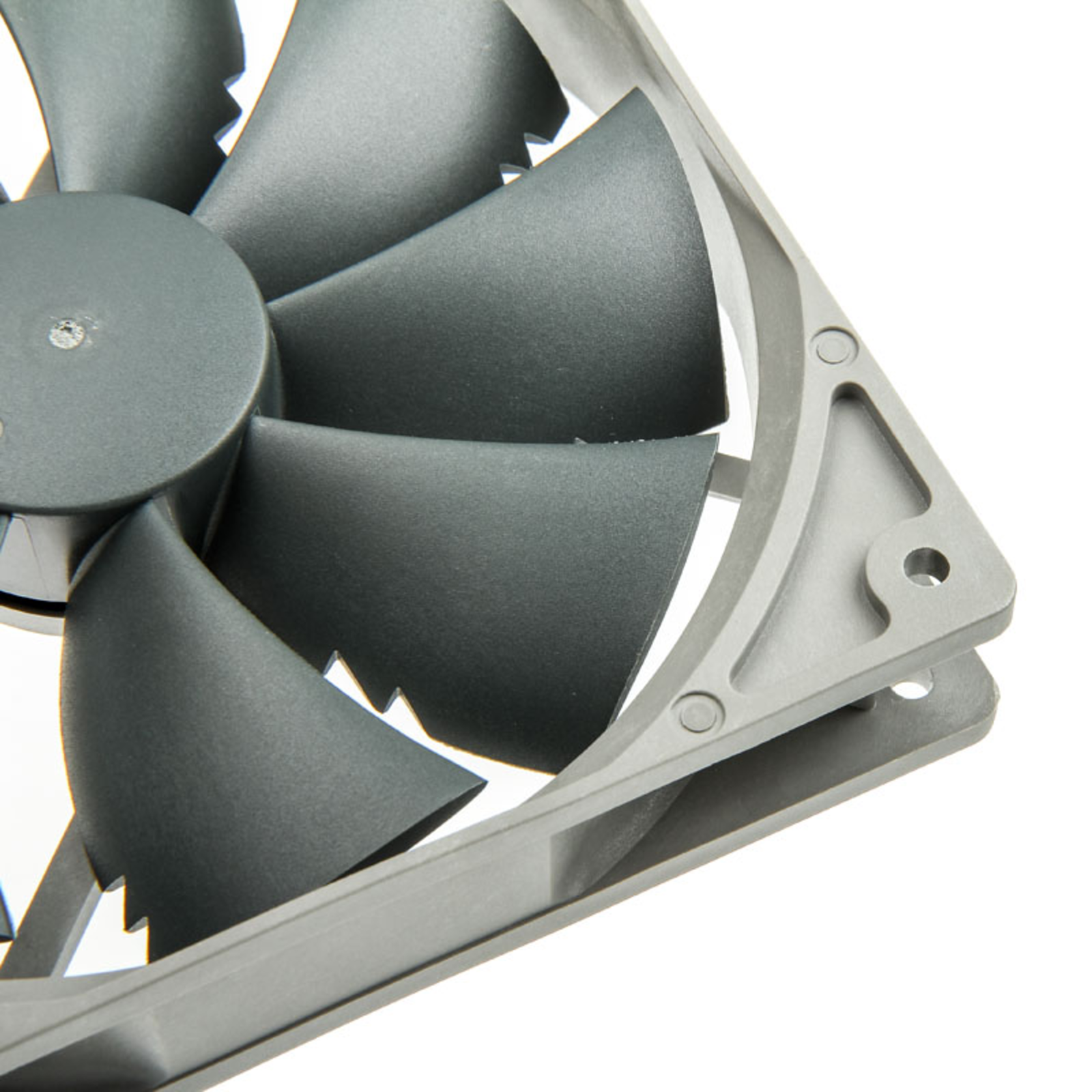 Noctua NF-P14s Redux-900 140x140x25 3-pin Connector