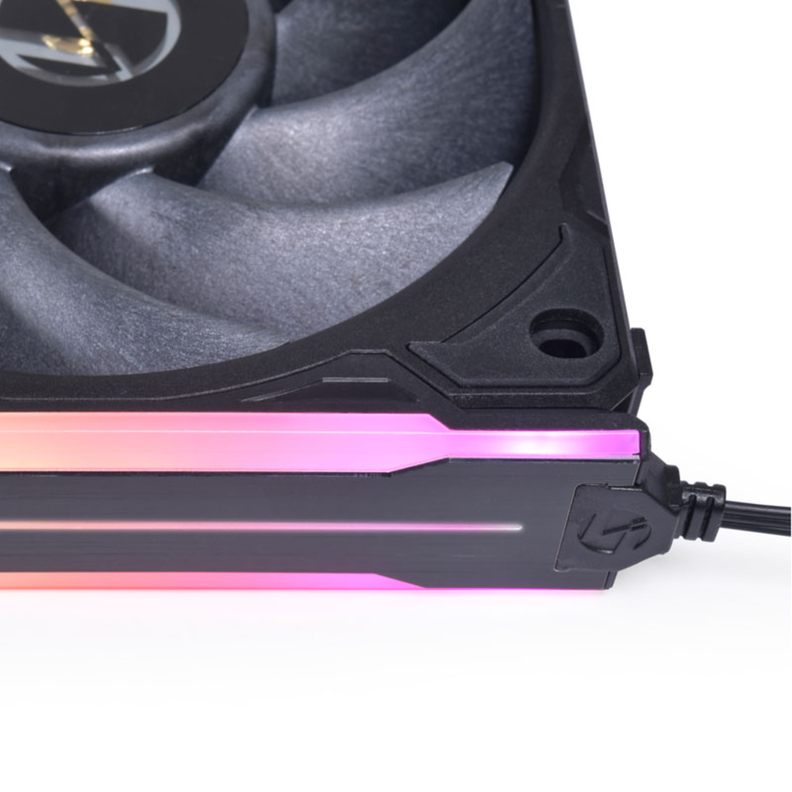 Lian Li UNI FAN P28 Side ARGB Strip 3-pack Black