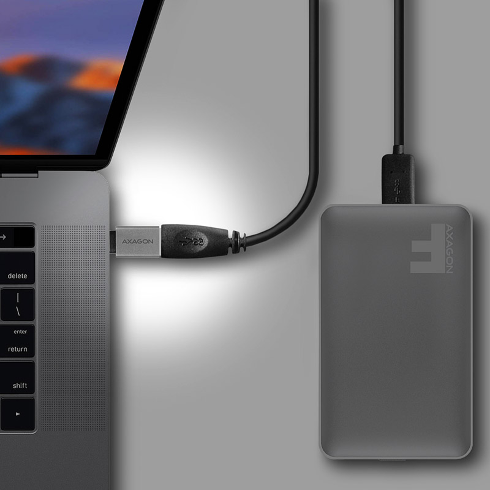 Axagon USB-C 3.1 M to USB-A F Adapter Aluminium Black