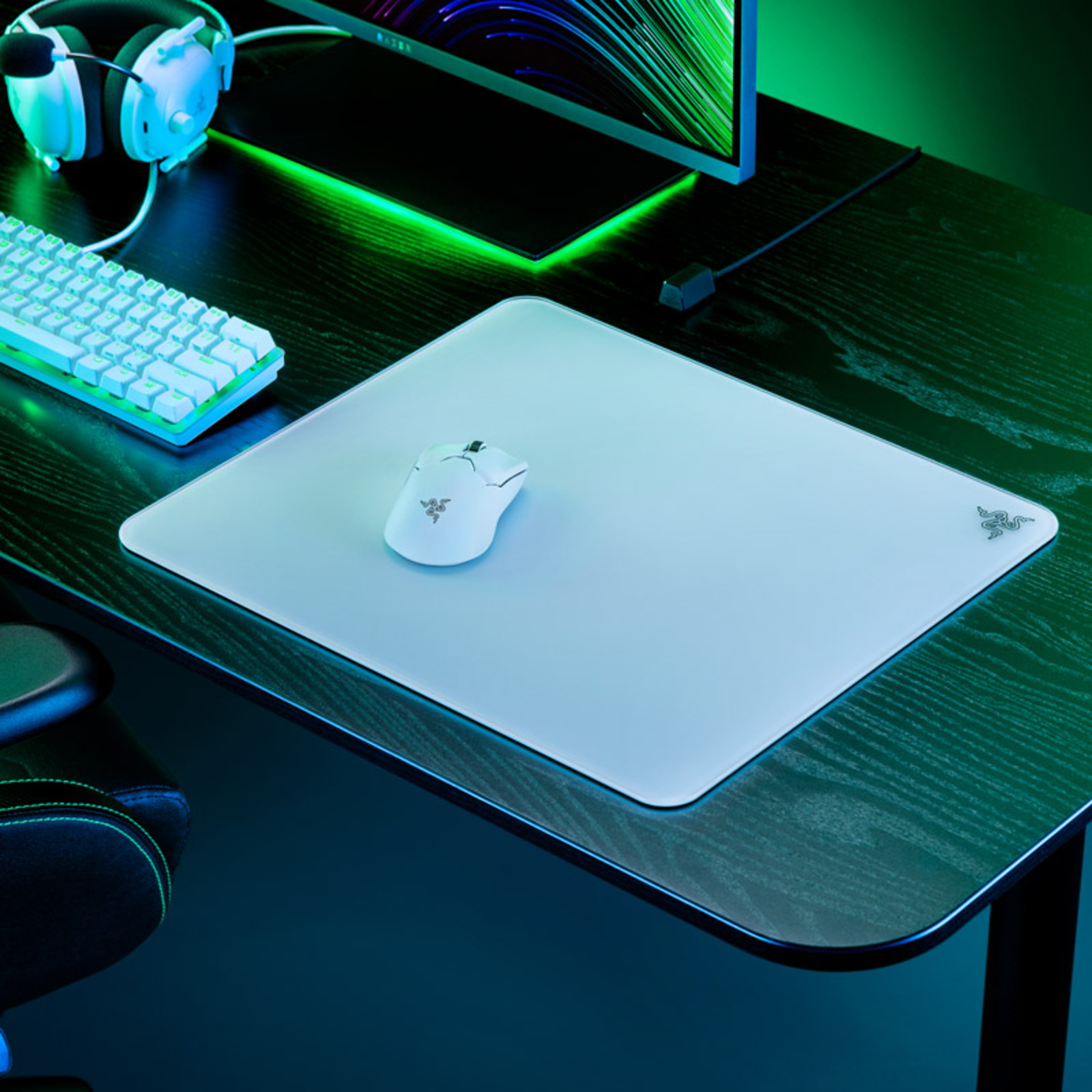 Razer Atlas Mouse Pad White Micro-etched Surface Dirt And Scratch Resistant