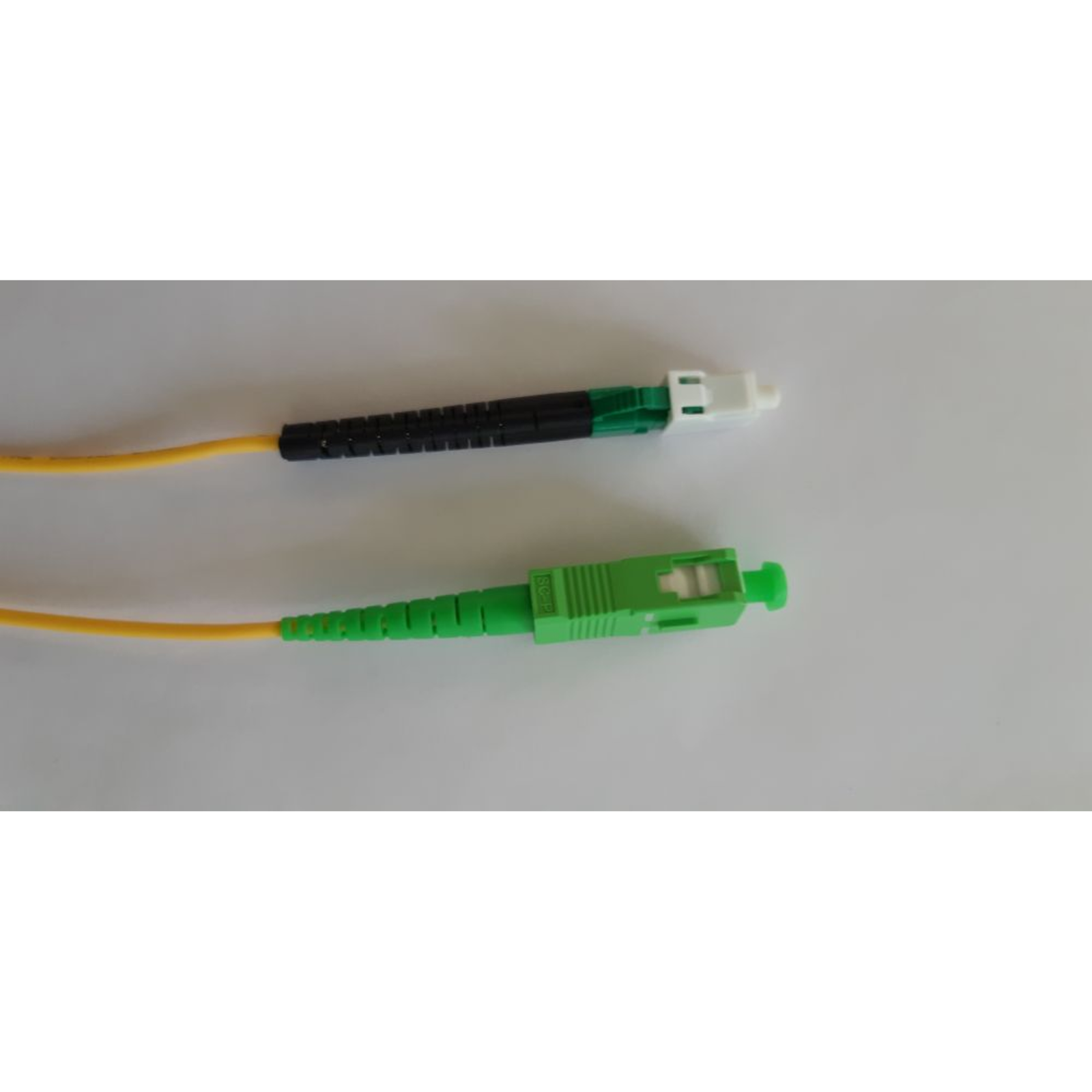 Synergy21 LWL-1-Fiber-Patchk 7.5mtr.LCAPC-SCAPC 9/125u OS2 G657A2 AD=2mm LC
