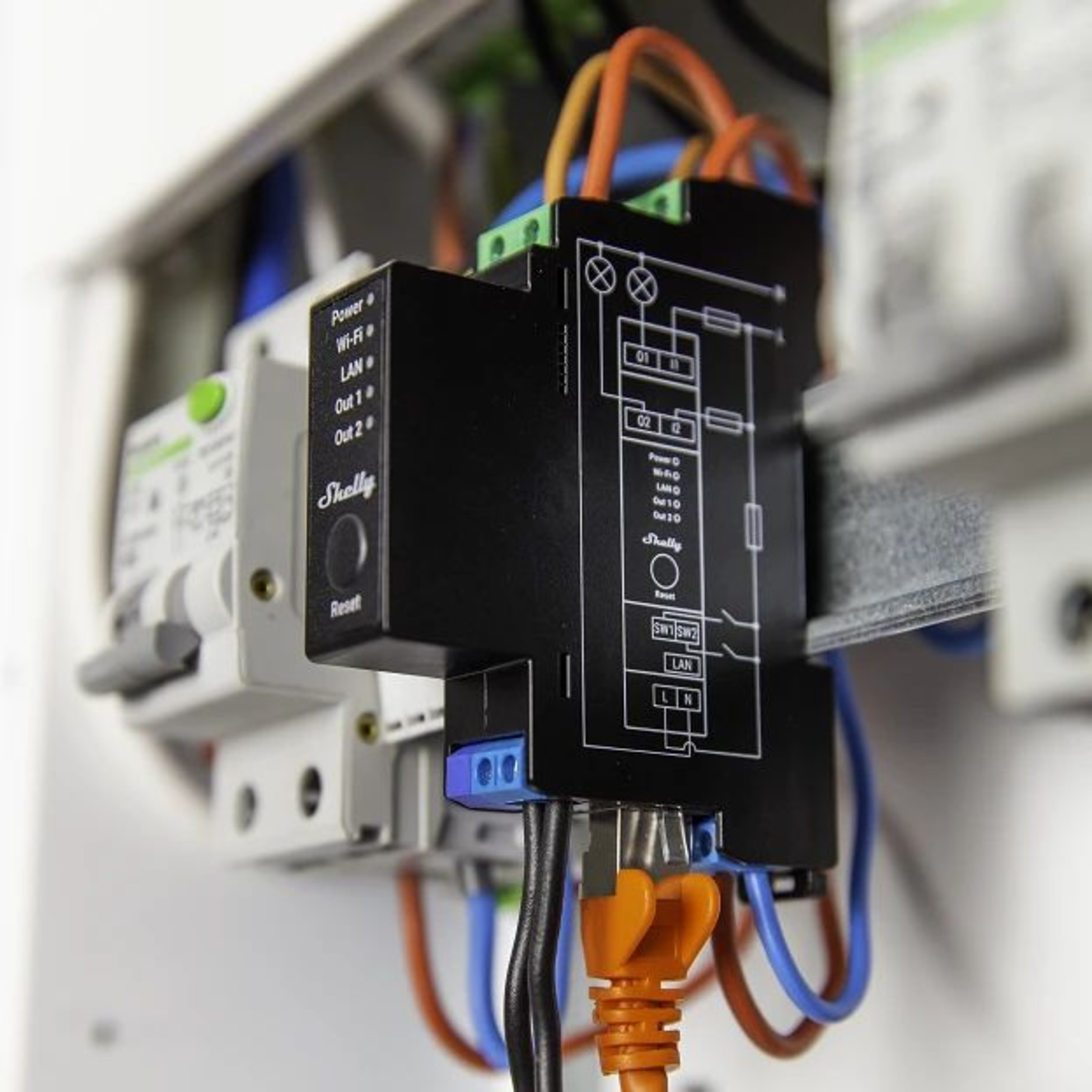 Slighty Pro 2PM Solid State Relay Black 802.11b 802.11g Wi-Fi 4 802.11n 2.483 GHz 30 M 13